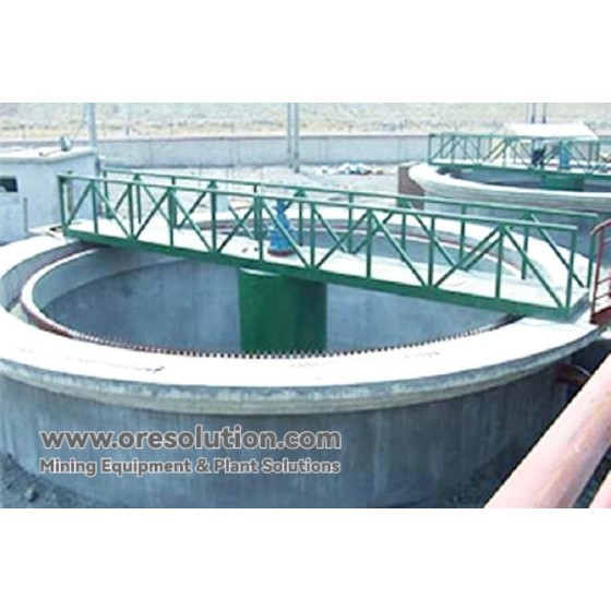 Concentratore ad azionamento centrale